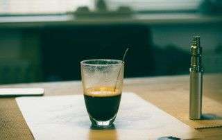 Cigarrillo electrónico y sus peligros para la vista